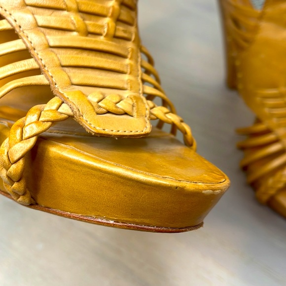 Pour La Victorie size 7 platform sandals - Picture 7 of 12